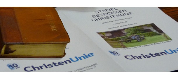 Flyer met bijbel